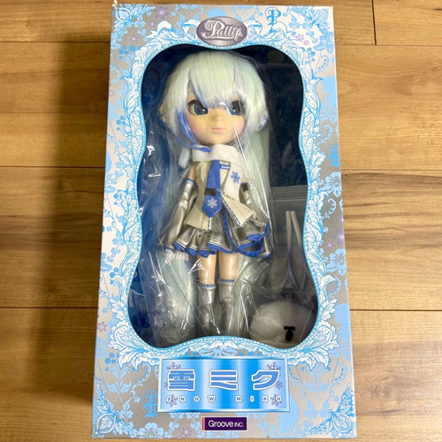 Used pullip hatsune miku snow - hatsune,