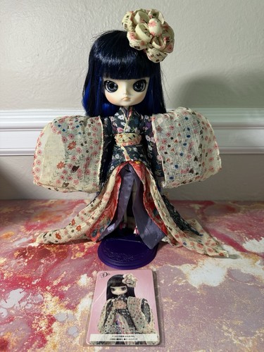Dal hanaayame doll - hanaayame, stock