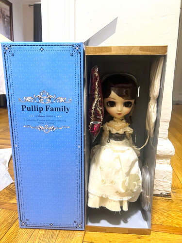 Authentic pullip doll - authentic, /